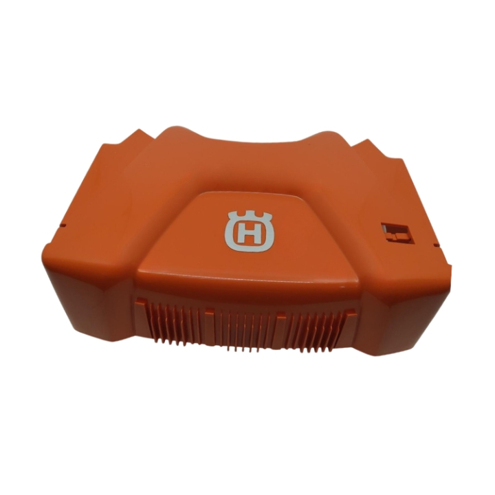 Framkåpa i gruppen  hos GPLSHOP (5050319-01)