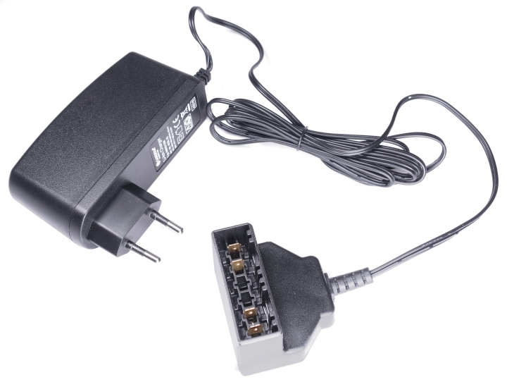 CHARGER i gruppen Produktkyrkogård hos GPLSHOP (5293080-01)