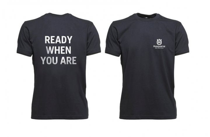 Husqvarna T-Shirt, Ready When You Are i gruppen Husqvarna Skog och Trädgårdsprodukter / Husqvarna Kläder / Skyddsutrustning / Arbetskläder / Accessoarer hos GPLSHOP (5823247)