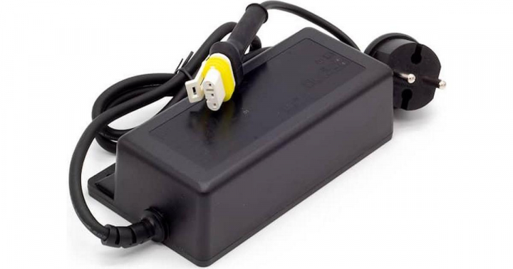 Transformator Automower 310E Nera, 410XE Nera, 320, 420, 520 i gruppen Reservdelar Robotgräsklippare / Reservdelar Husqvarna Automower® 410XE Nera / Automower 410XE Nera - 2026 hos GPLSHOP (5996625-01)