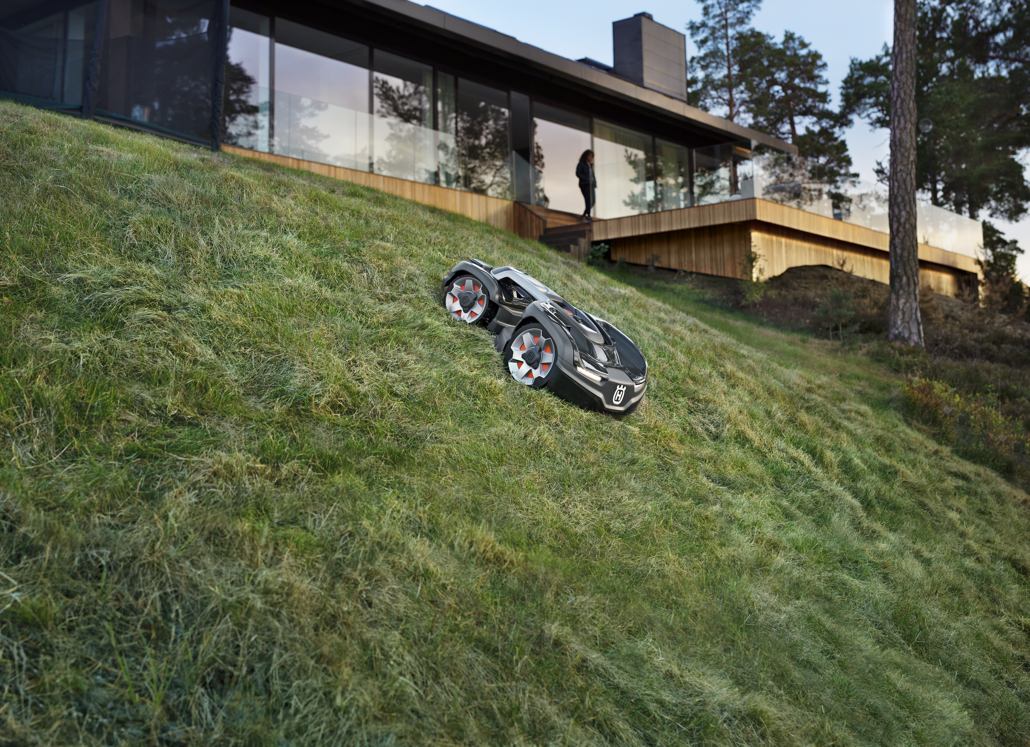 Husqvarna Automower 435X AWD