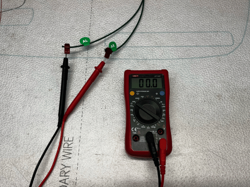 Measure boundary wire resistance