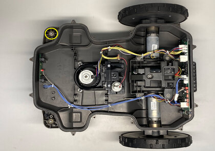 Byta framhjul Automower