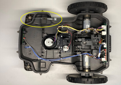 Byta framhjul Automower