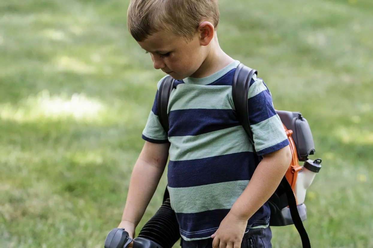 Husqvarna Leksak Lövblås, ryggburen 150BT