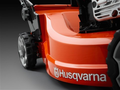 Husqvarna LC 247SP Gräsklippare