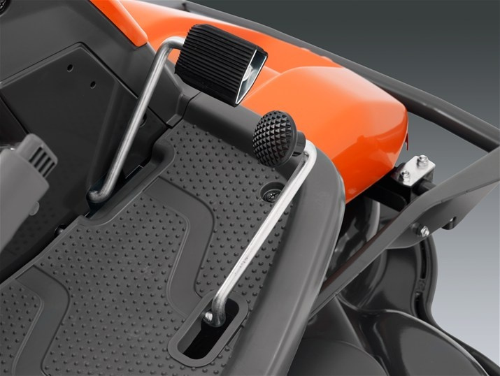 Husqvarna® Rider 216T AWD inkl Combi 103