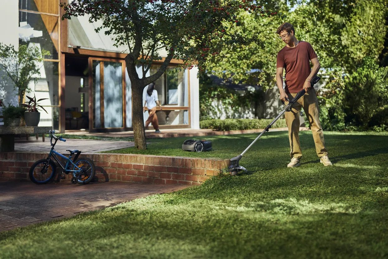 Husqvarna Aspire™ T28 Trimmer - utan batteri och laddare