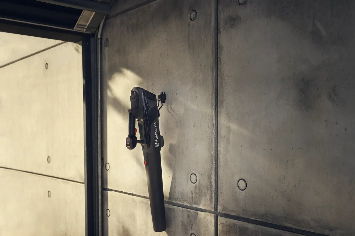 Husqvarna Aspire™ B8X Lövblås - med batteri och laddare