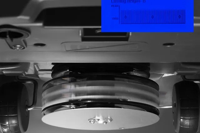 Husqvarna Automower® 405XE Nera Robotgräsklippare med EPOS plug-in kit