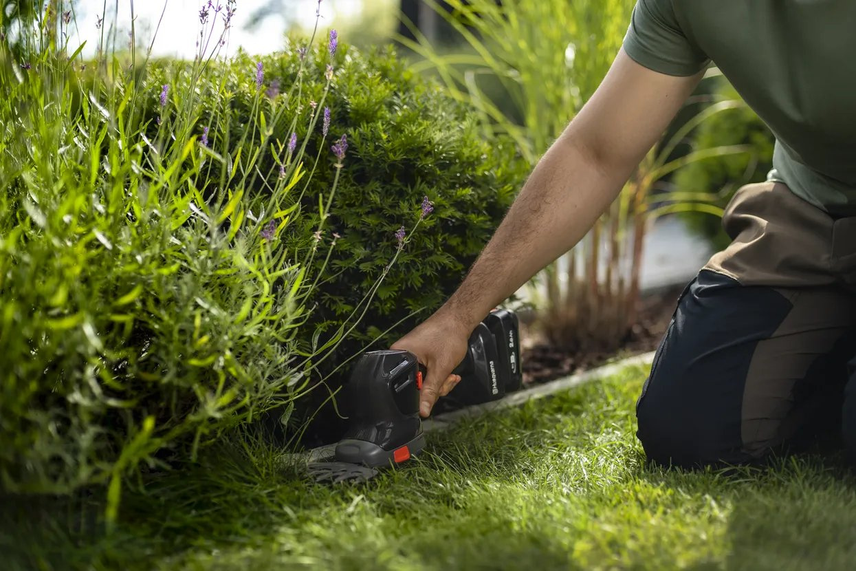 Husqvarna Aspire™ S20 Busk-/Grässax - utan batteri och laddare