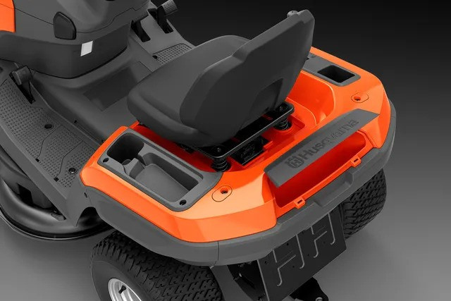 Husqvarna TS 217T Traktor