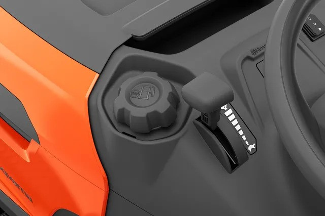 Husqvarna TS 220T Traktor