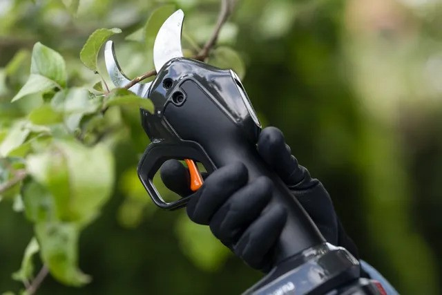 Husqvarna Aspire™ PS30X-P4A batteridriven sekatör